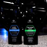 הבריקו את הצמיגים שלכם עם ספריי להברקת צמיגים TriNova לגימור רטוב וחלק - שומר על הצמיגים שחורים - עם מגן גומי, מונע דהייה, סדקים והצהבה, אריזת 3.79 ליטר - Image 6